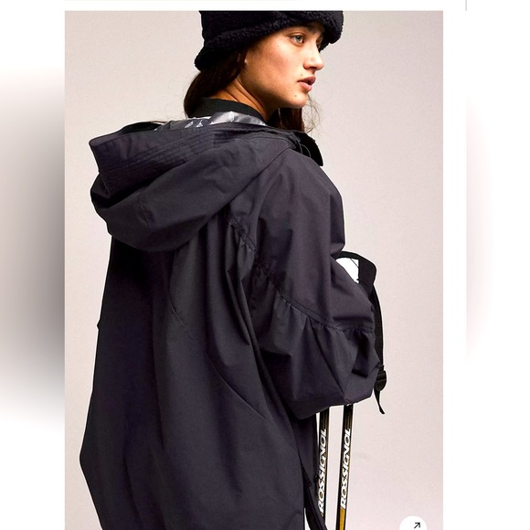 - Free People‼️SOLD❣️🔥PEAK TO PEAK POPOVER- - Picture 3 of 5